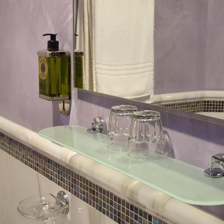 Hotel Aurora - Double or Twin Room with Extra Bed - 6