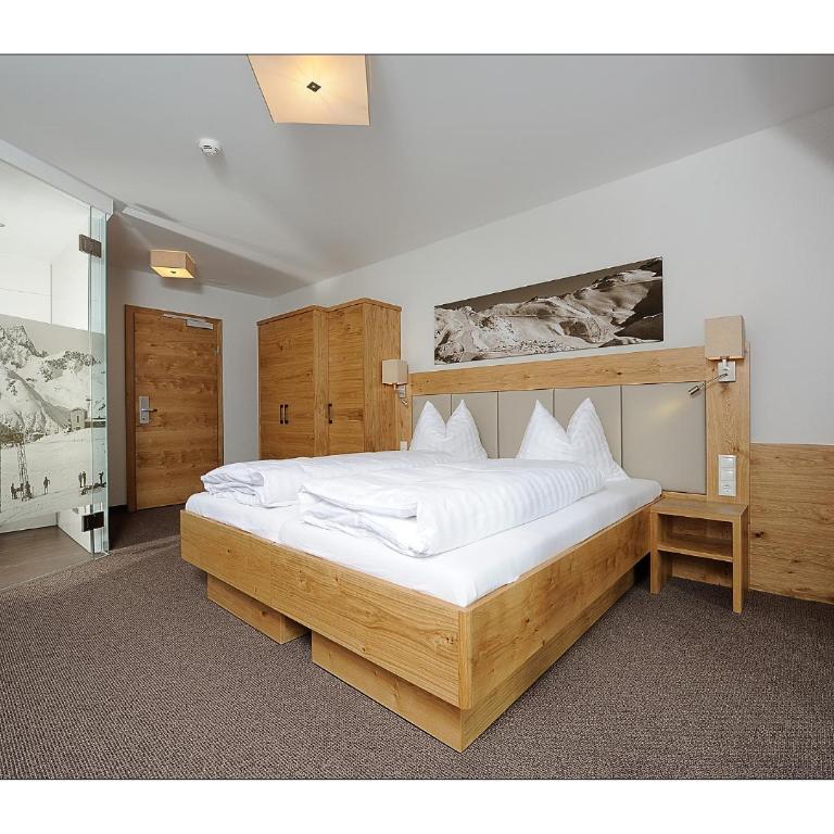 Apart Garni Schadhof - Doppelzimmer mit Balkon - 2
