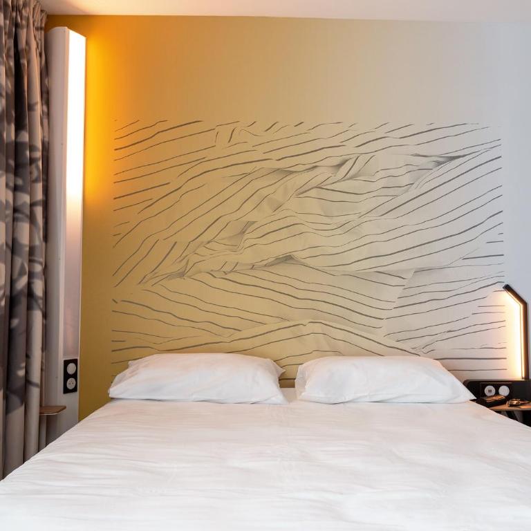 B&B HOTEL Poitiers Aéroport - Chambre Triple - 10