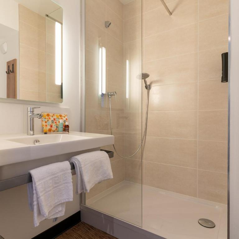 B&B HOTEL Poitiers Aéroport - Chambre Double - 16