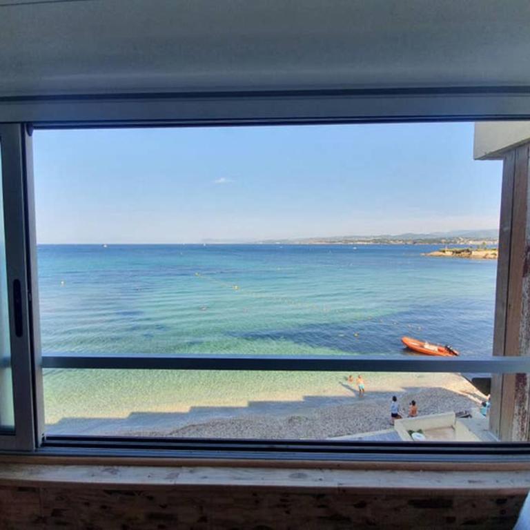Miramare studio pieds dans l eau vue mer féerique 180 féerique - Apartment mit 1 Schlafzimmer - 7