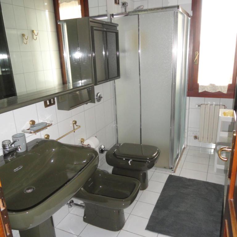 HOUSE DOLCEVITA 30 min per Venezia - Camera Tripla con Bagno Privato - 2