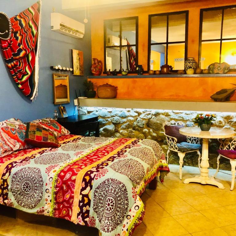 Casa Cereza Apartments - Jungle Hideaway - 14
