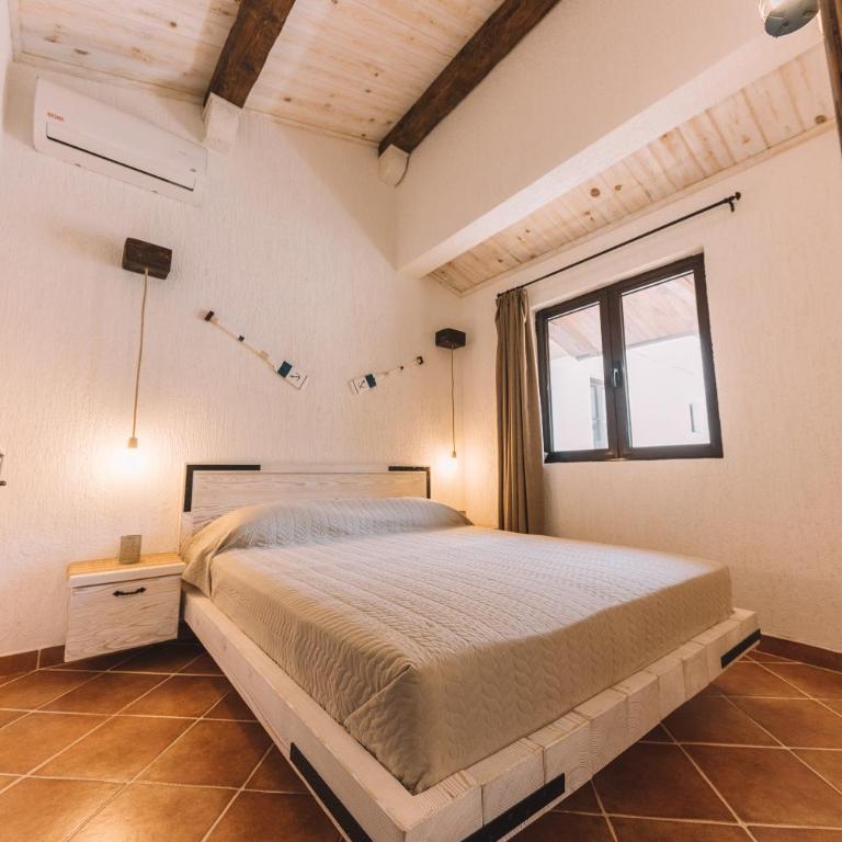 Apartments Bazar - Komfor Apartman s 1 Spavaćom Sobom i Balkonom - 2