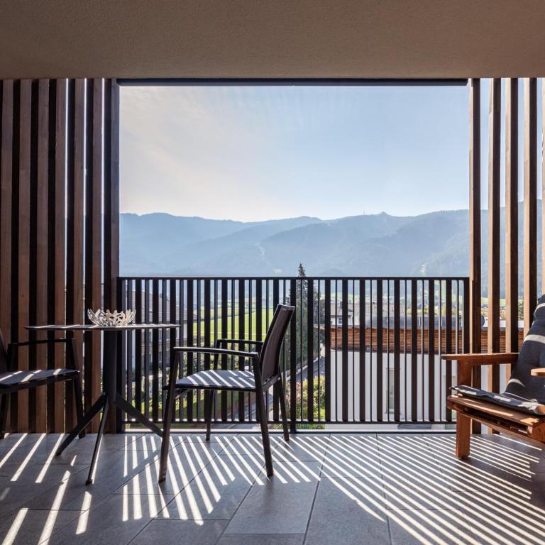 B&B Boutiquehotel Clara - Monolocale Superior con Balcone e Vista Montagna - 3