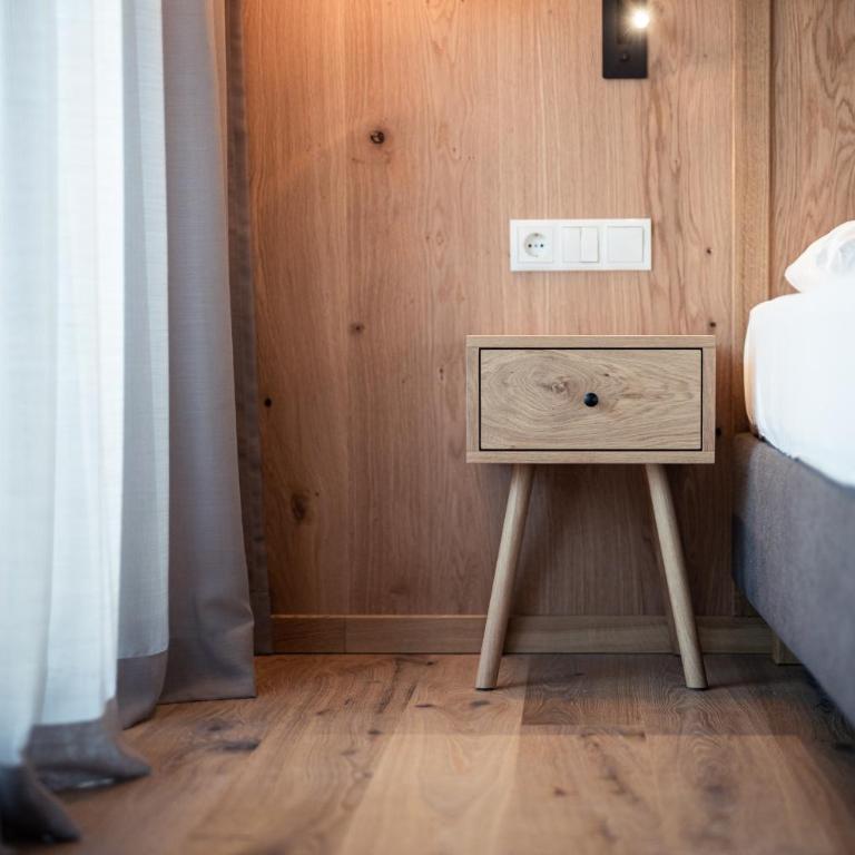 B&B Boutiquehotel Clara - Monolocale Superior con Balcone e Vista Montagna - 6
