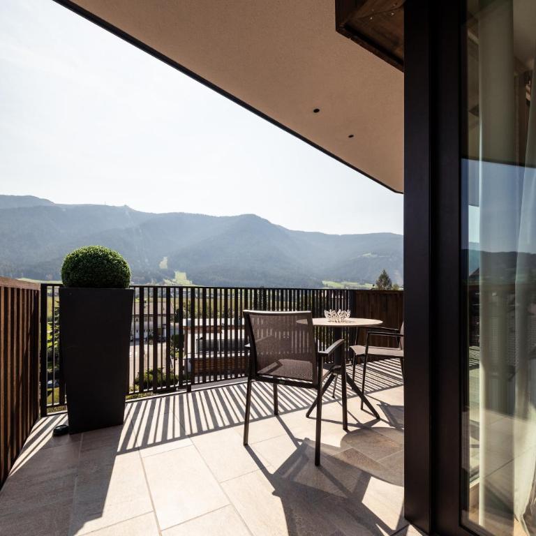 B&B Boutiquehotel Clara - Suite Attico con Terrazza e Vista Montagna - 4