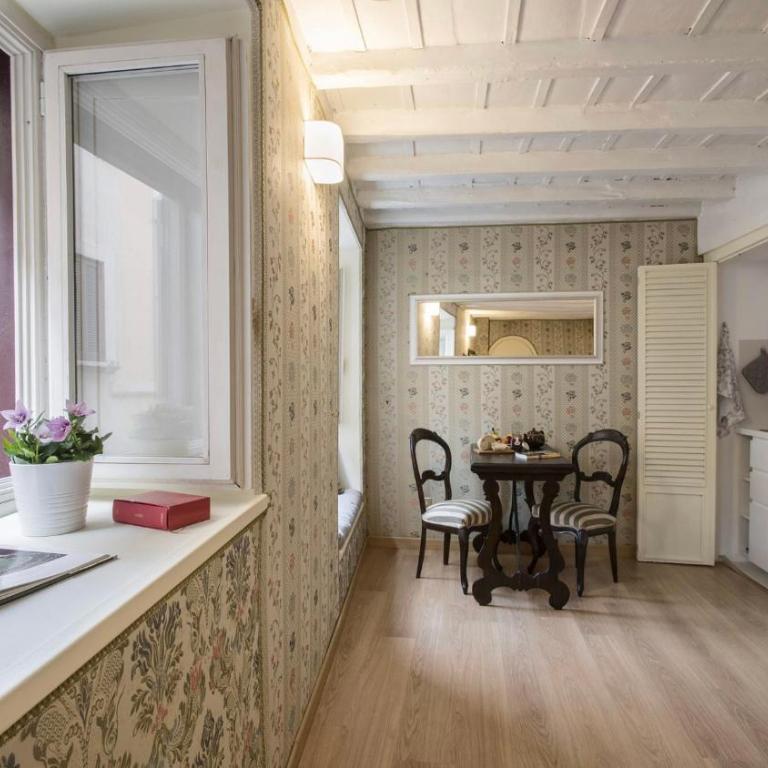 Luxury Suite with Direct Trevi Fountain View Romantic Stay - Appartamento con 1 Camera da Letto - 7