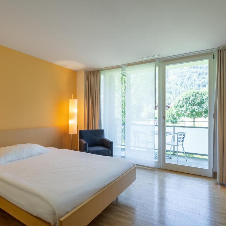 Hotel Artos Interlaken - Classic Single Room with Grandlit and Balcony - 1