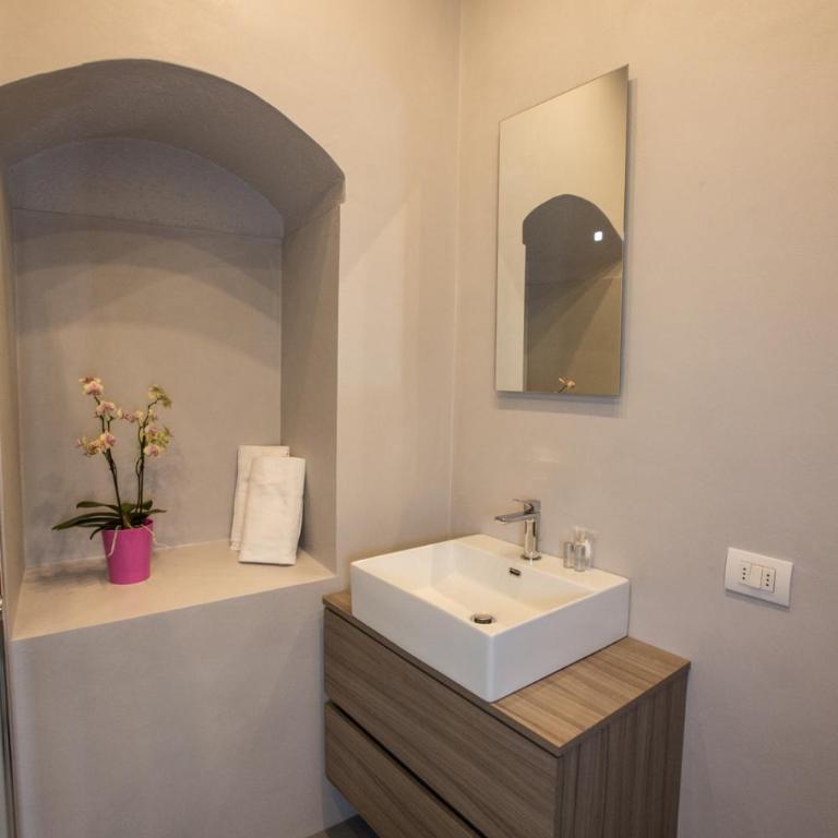 Historical apartment in the center of Gravedona - Larihome A02 - Appartamento con 3 Camere da Letto - 28