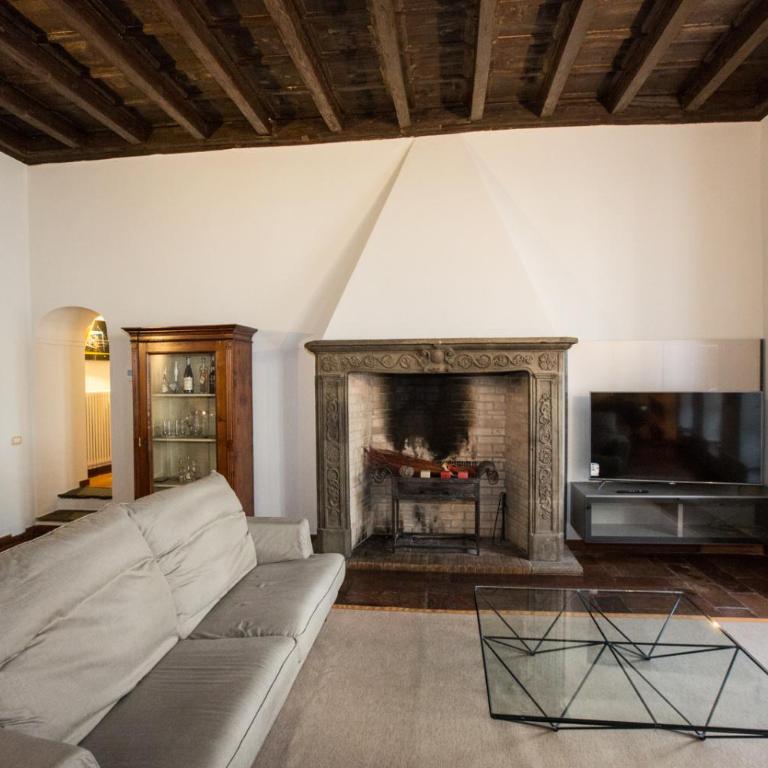 Historical apartment in the center of Gravedona - Larihome A02 - Appartamento con 3 Camere da Letto - 14