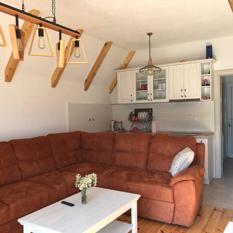Guest House Tamara - Two-Bedroom Apartment - 9