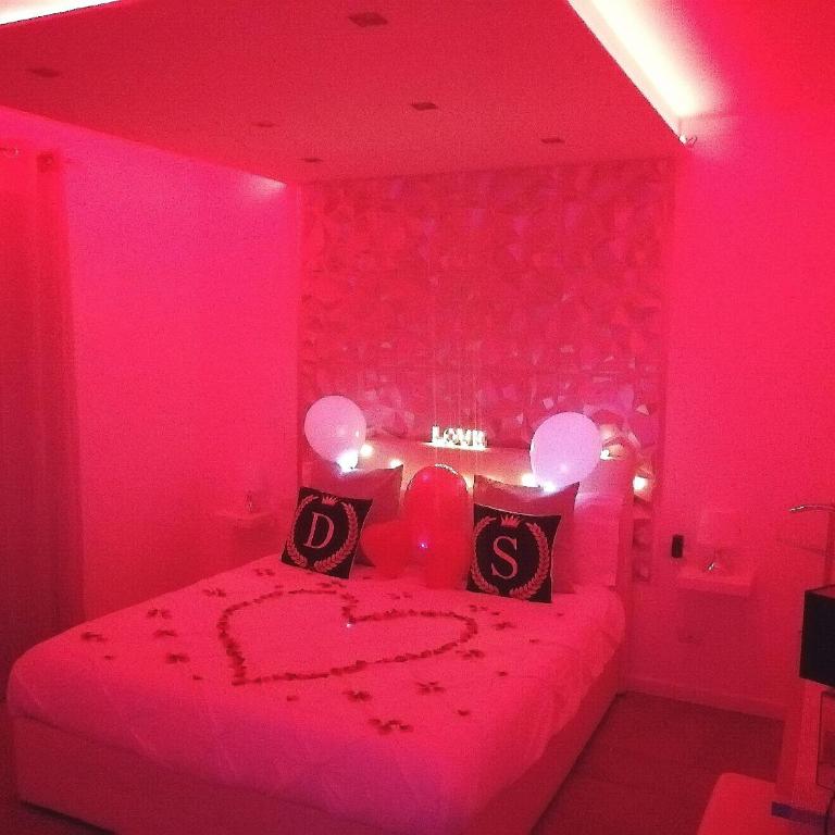 Diamond Suite Verona - King Suite with Spa Bath - 17