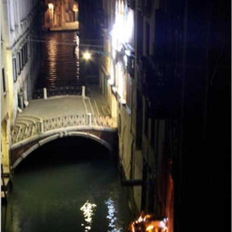 Charming large palazzo in center Venice for up to 9 people - Apartment - 47
