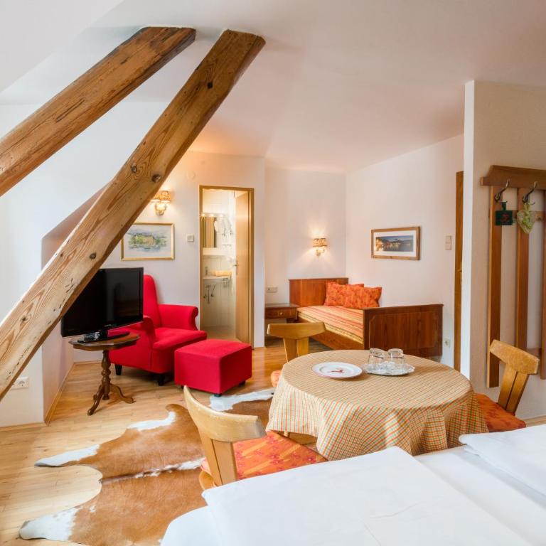 Hotel Oremushof - Doppelzimmer mit Gartenblick - 4