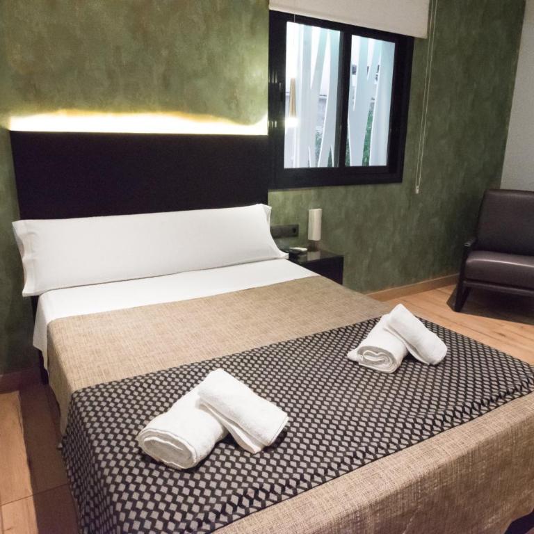 DAOS Suites & Terrace Marbella - Habitación Doble Deluxe - 4
