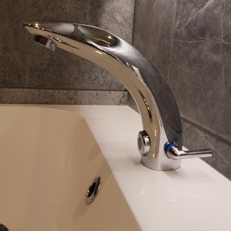 Paris On Top - Chambre Double Standard avec Salle de Bains Commune - 4