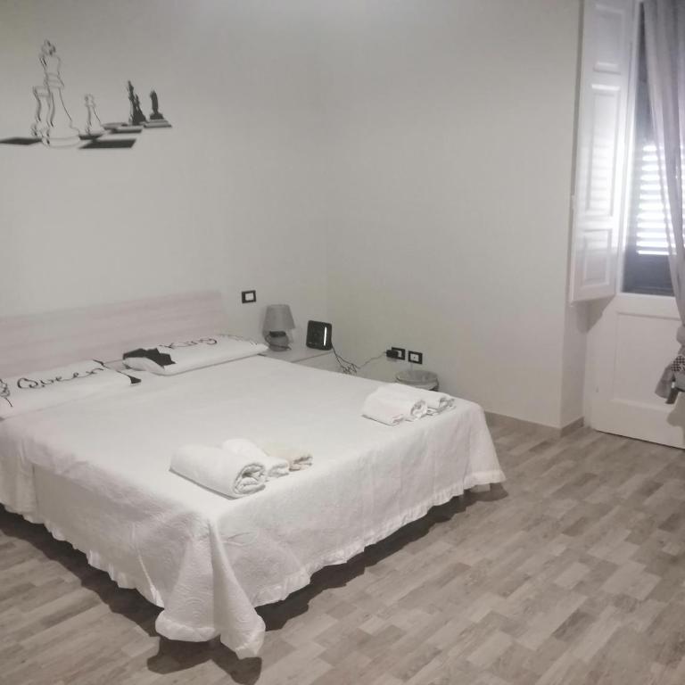 SCACCO MATTO Holiday House - Quadruple Room with Private Bathroom - 13