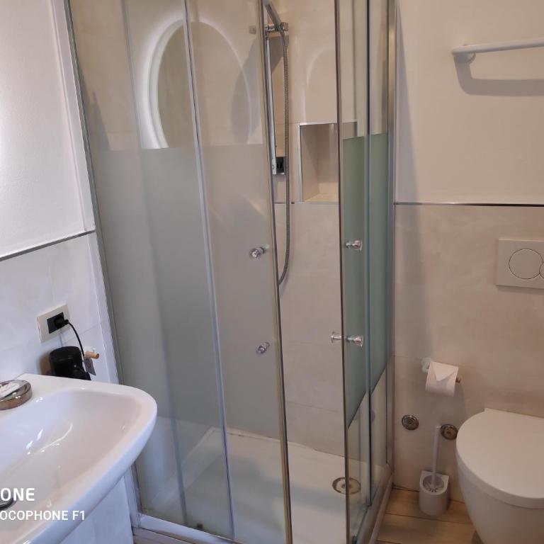Posada Verona Hedge - Double Room with Private Bathroom - 2