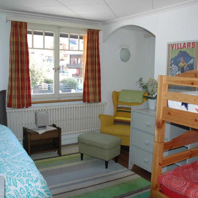 Chalet la Griotte - Dreibettzimmer mit Balkon und Gemeinschaftsbad - 7