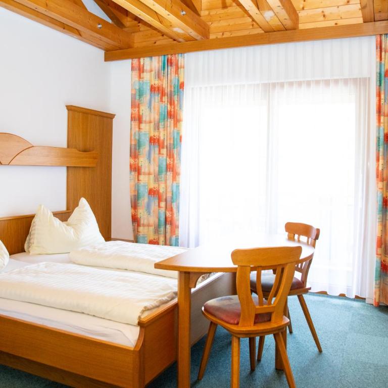 Erlebnishotel Kärnten-Mölltal 3 Stern Superior - Deluxe Doppelzimmer mit Dusche - 2