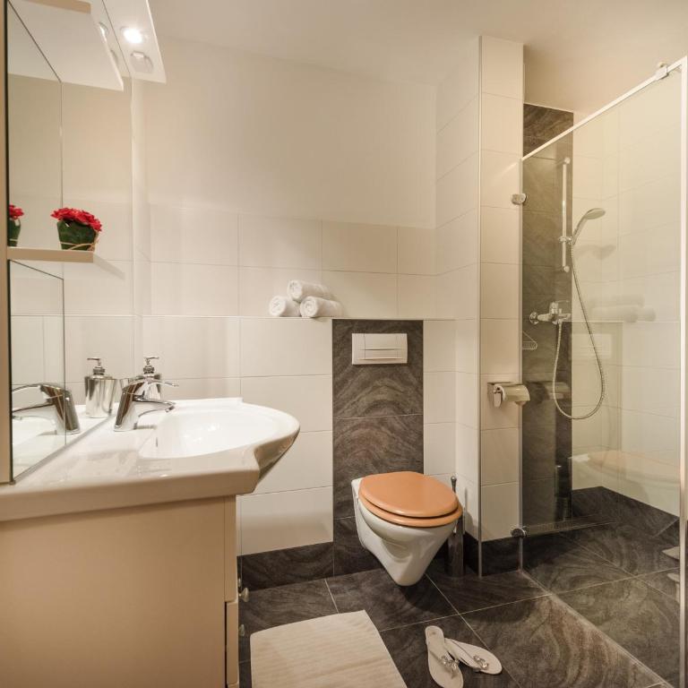 Bergparadies - inklusive Eintritt in die Alpentherme - Apartment 4 mit drei Schlafzimmern - Seitengebäude - 4