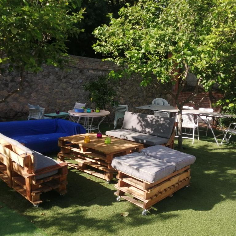 Fantástico chalet con piscina en Avenida del Brillante - Casa de 5 dormitorios - 2