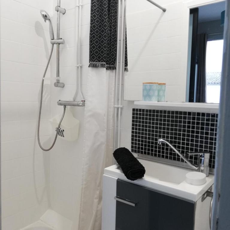 Au pied des dunes joli appart Cosy 50M de la plage - One-Bedroom Apartment - 14