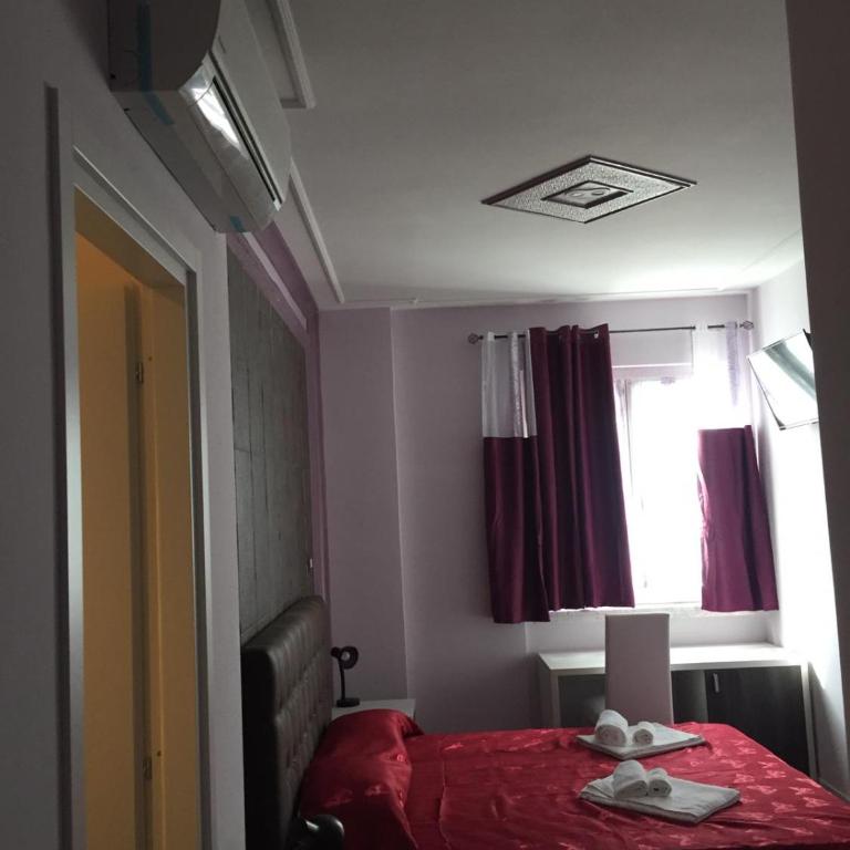 Guest House Bracciano RM - Camera Matrimoniale con Bagno Privato - 7