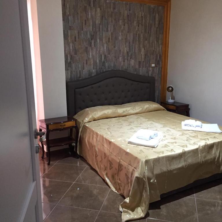 Guest House Bracciano RM - Camera Matrimoniale con Bagno Privato - 7