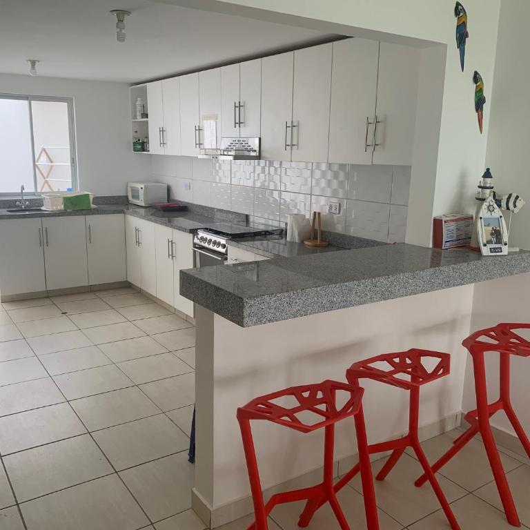 La Casa del Jota - Three-Bedroom House - 16