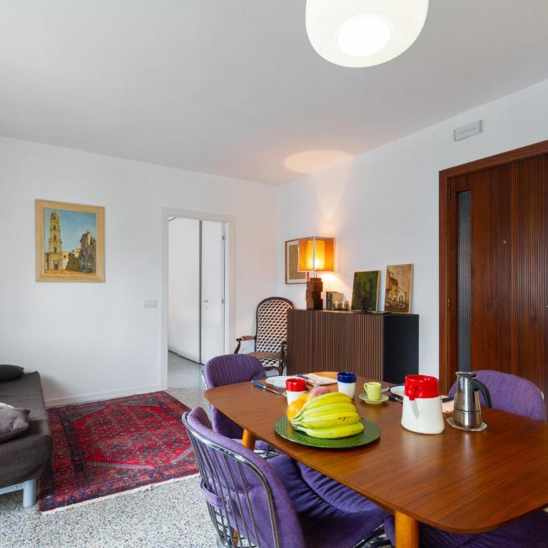 GuestHost - Inner City Apartments - One-Bedroom Apartment - 4