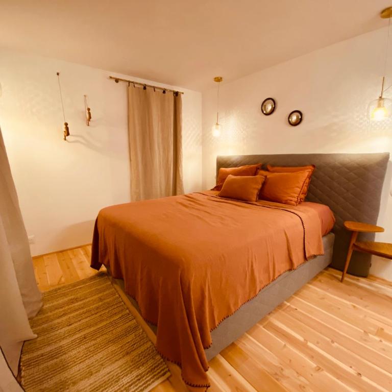 M&S - Maison FÉRAUD - Chambre Double avec Salle de Bains Privative - 1