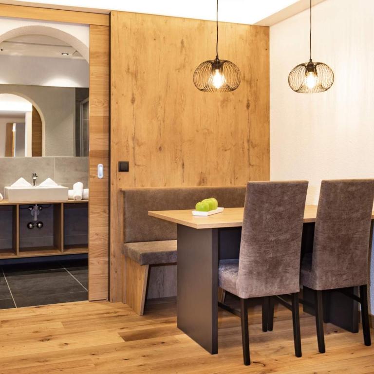Seiblishof Superior Hotel Ischgl - Suite mit 2 Schlafzimmern - 2