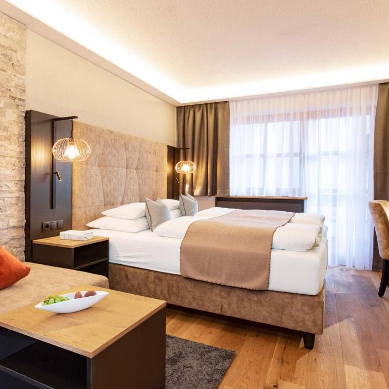 Seiblishof Superior Hotel Ischgl - Deluxe Doppelzimmer mit Balkon - 1