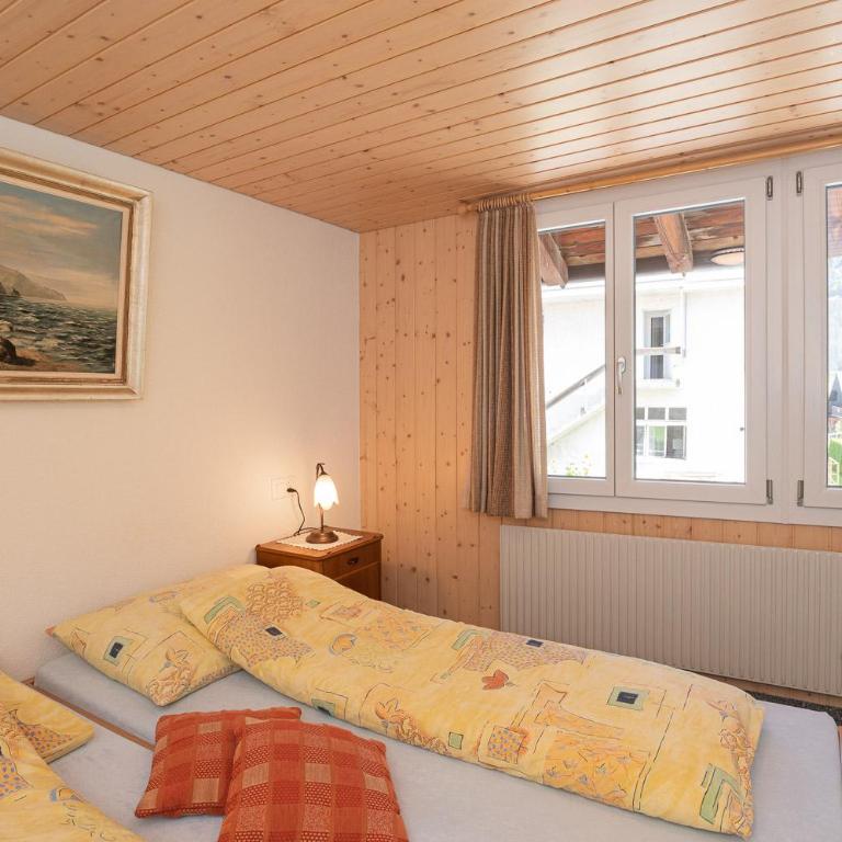 Lehmann's Herberge Hostel - Zweibettzimmer mit Bad - 11