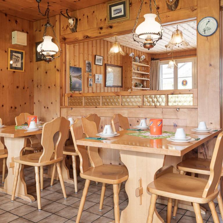 Lehmann's Herberge Hostel - Doppel-/Zweibettzimmer - Dachgeschoss - 6