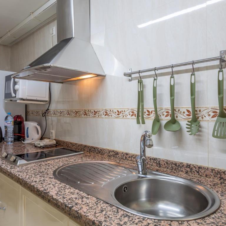 Acogedor Apartamento junto a la Plaza del Salvador - Apartamento de 2 dormitorios - 17