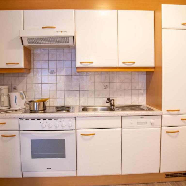 Apart Garni Wiesenhof - Apartment mit 2 Schlafzimmern und Balkon - 10