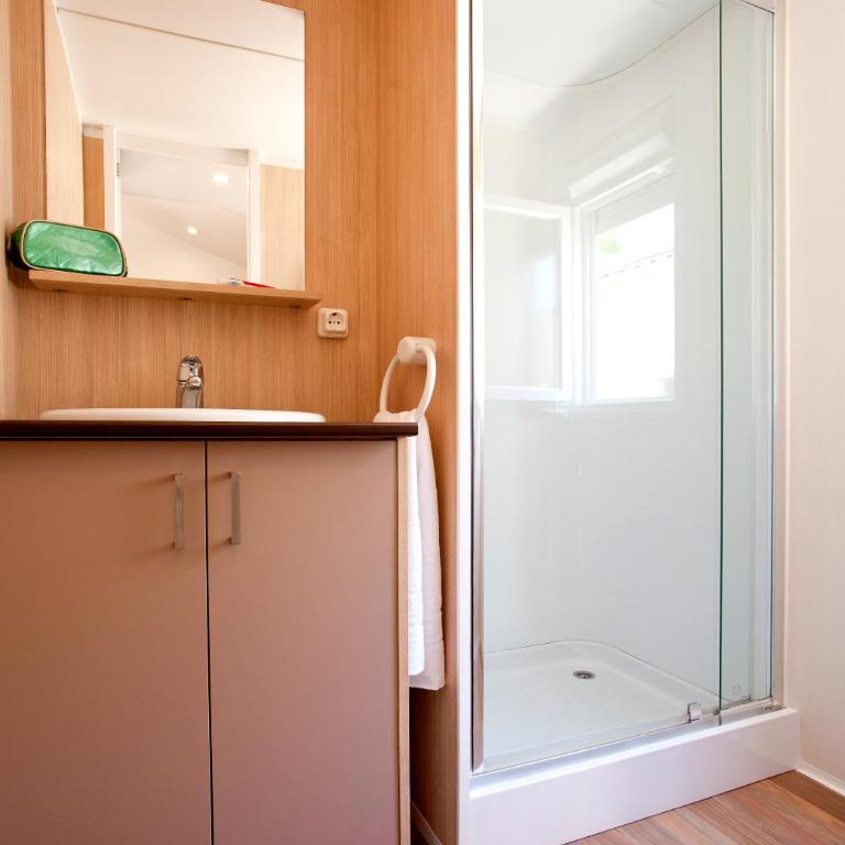 La Siesta Salou Resort & Camping - Two-Bedroom Bungalow - 5
