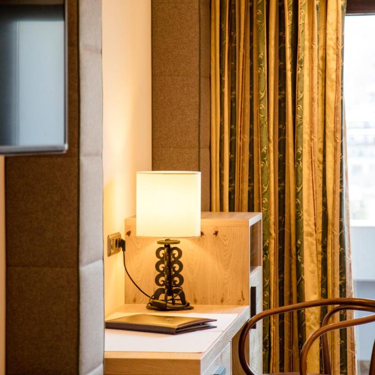 Hotel Tiefenbrunner - Deluxe Doppel-/Zweibettzimmer - 9