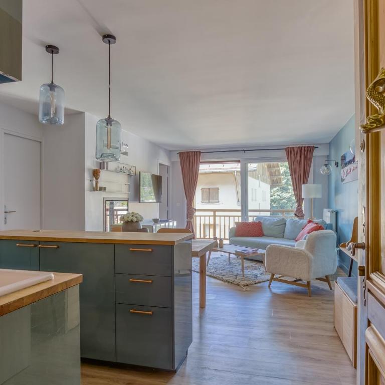 Rare ! Appartement rénové dans le centre piéton de Megève - Appartement 2 Chambres - 7