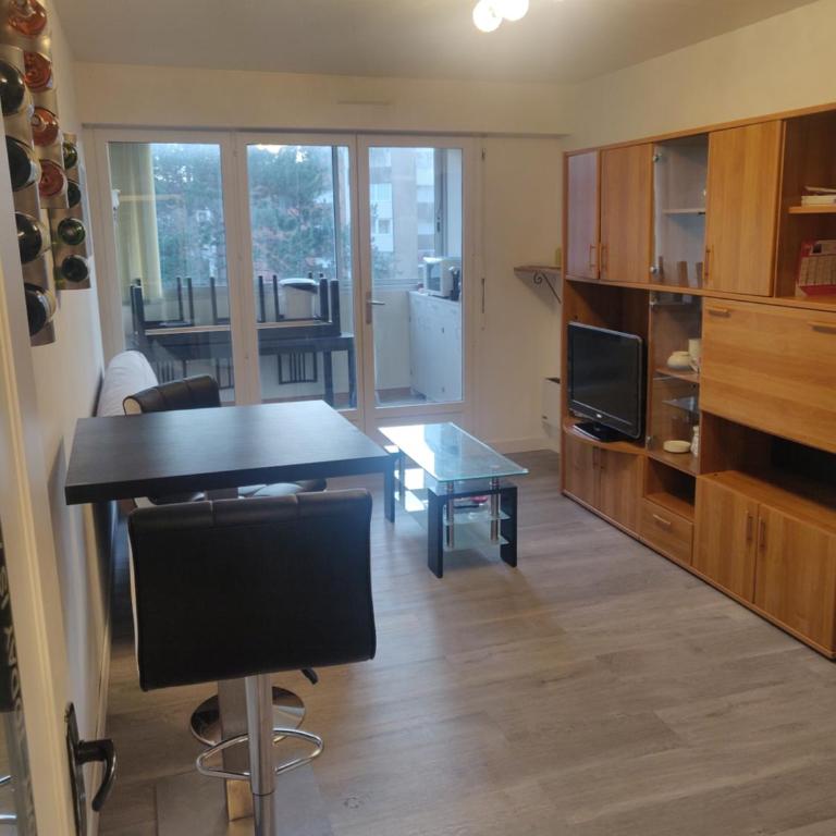 Appartement F3 Cabourg près plage hippodrome centre-ville - Apartamento de 2 dormitorios - 3