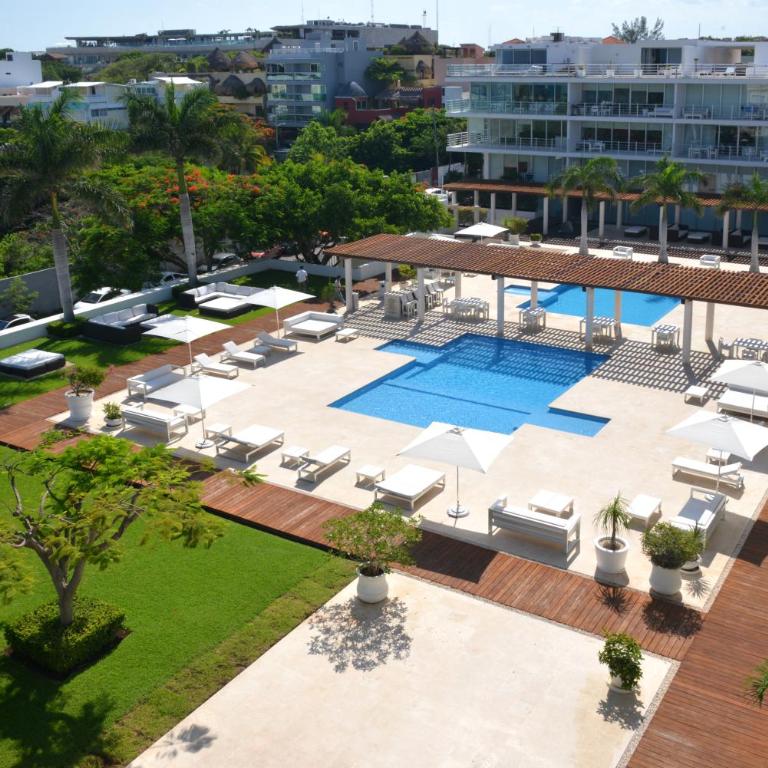 Magia Beachside Condo - Three-Bedroom Apartment - 5