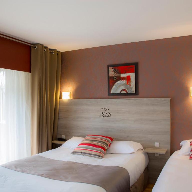Arc Hôtel Sur Mer - Chambre Triple avec Balcon et Vue sur le Jardin - 5