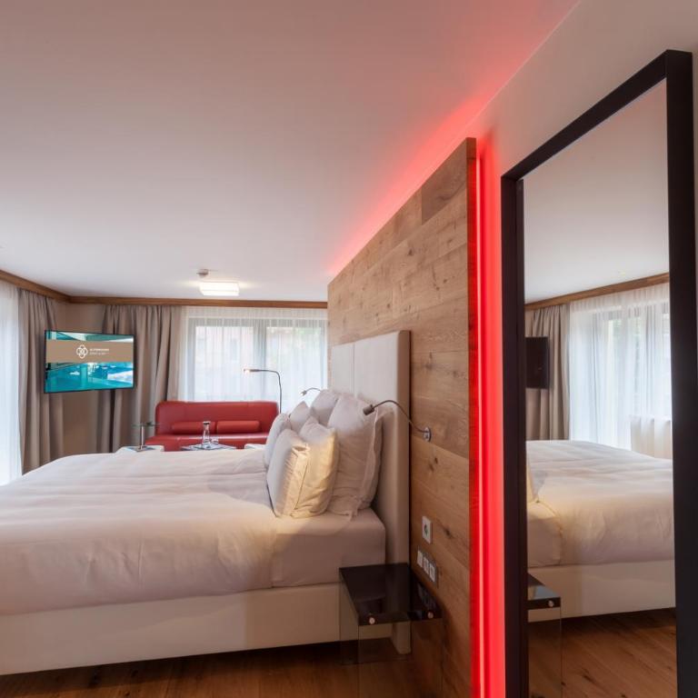 Alpinresort ValSaa - Adults Only - Junior Superior Suite - 1