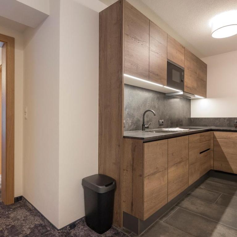 Apart Peppone - Comfort Apartment mit 2 Schlafzimmern und Balkon - 6