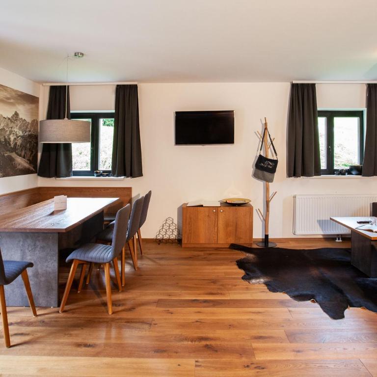 Chalet Resort Montafon I - Chalets & Chalet-Apartments - Chalet B mit 3 Schlafzimmern - 1
