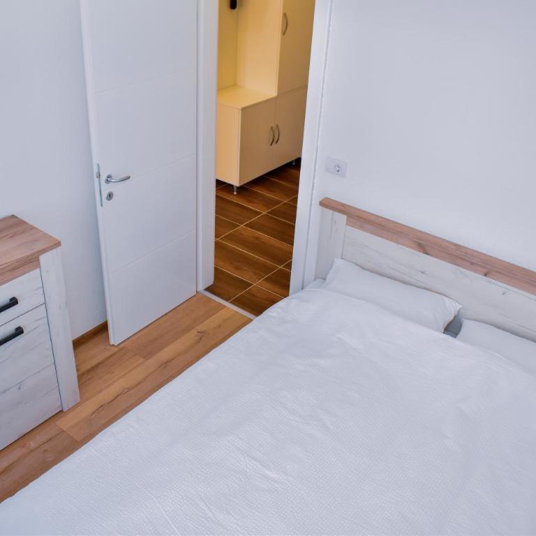 Apartman BLAGOJEVIĆ - One-Bedroom Apartment - 9