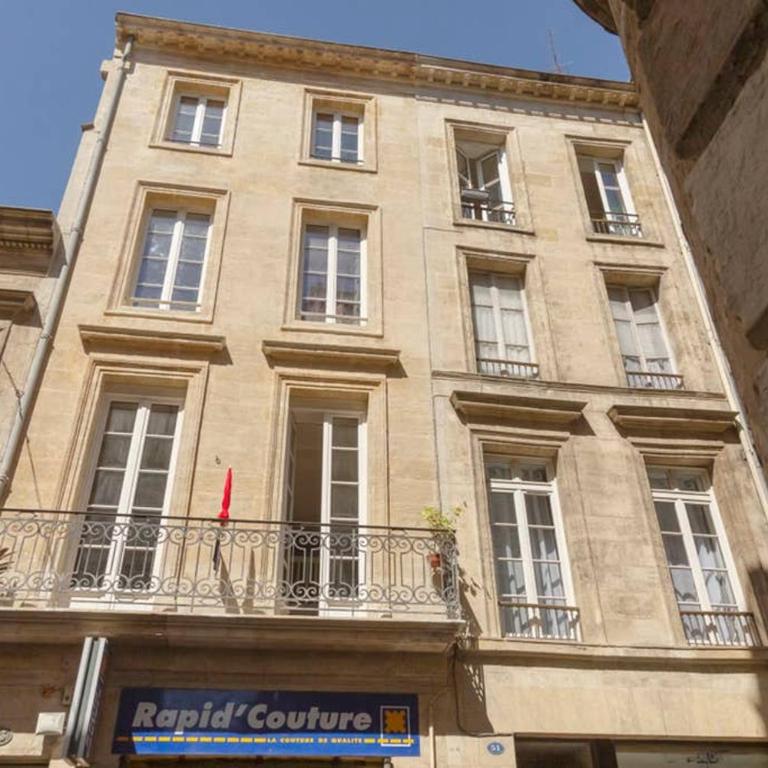 Logement de charme - Saint Pierre - Cœur historique Bordeaux - Studio Lit Queen-Size - 5